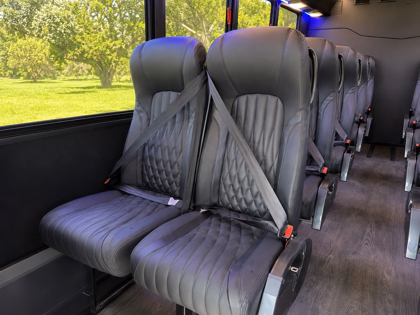 arrange transportation for your next corporate event 3