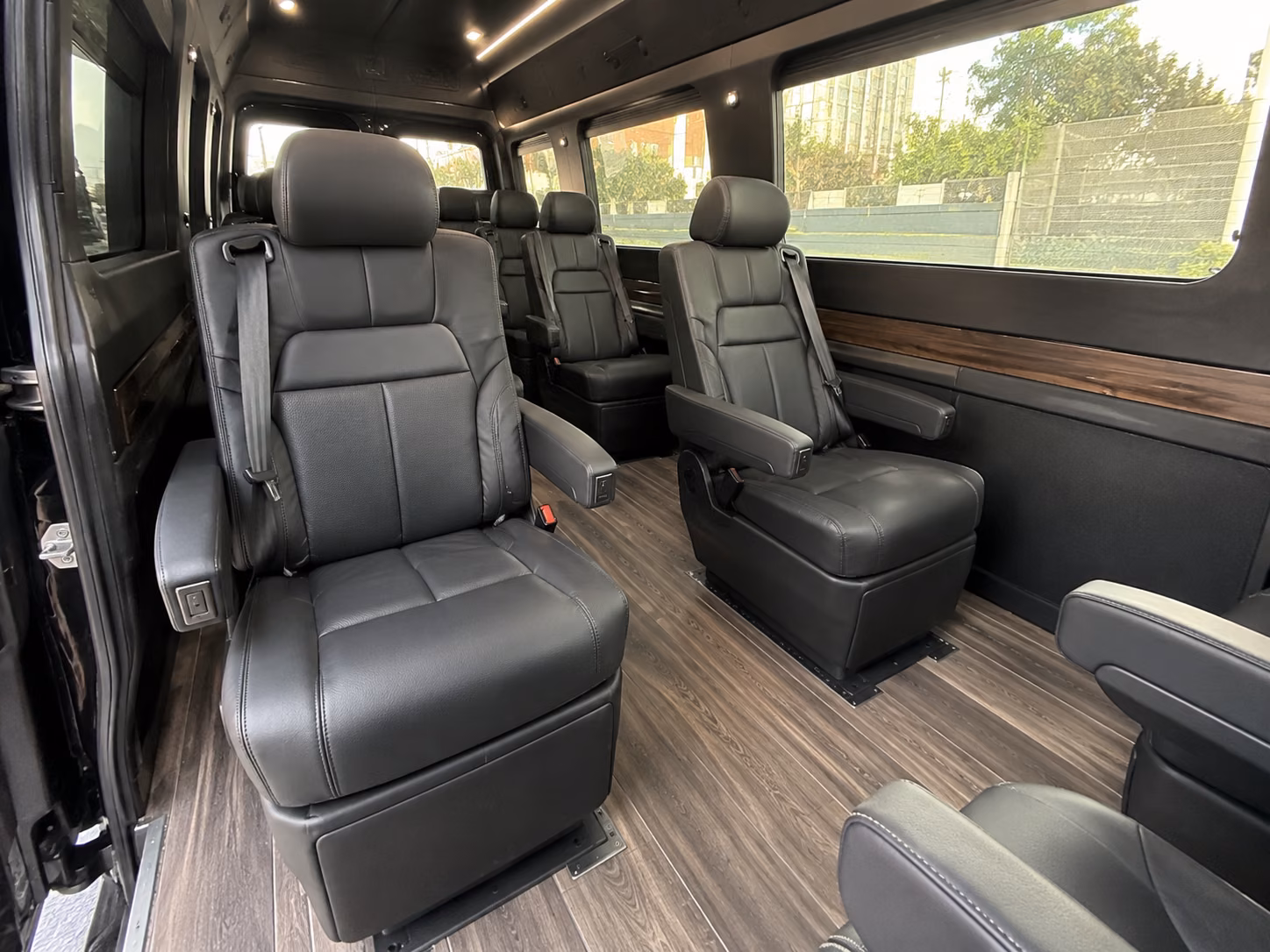 arrange transportation for your next prom 1