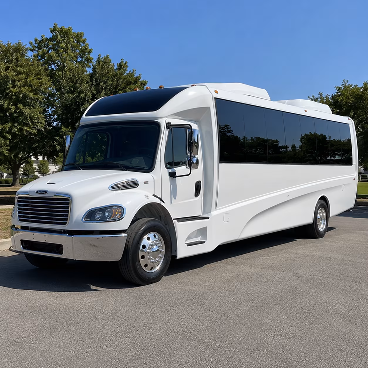 santa maria 28 passenger minibus