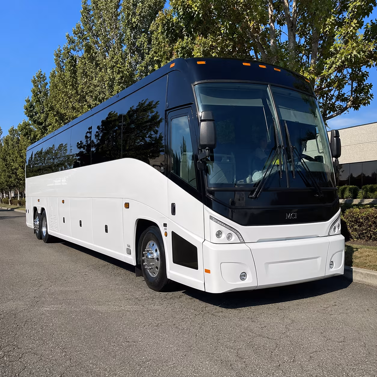 santa maria 50 passenger charter bus