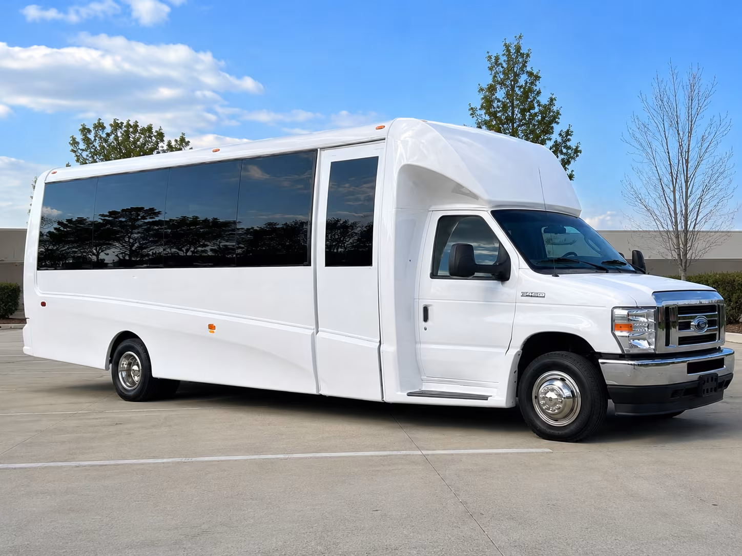 santa maria bus rental service area