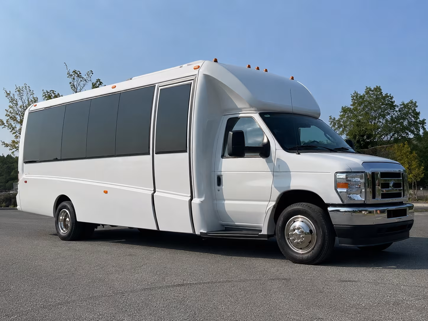 santa maria new years eve party bus rental