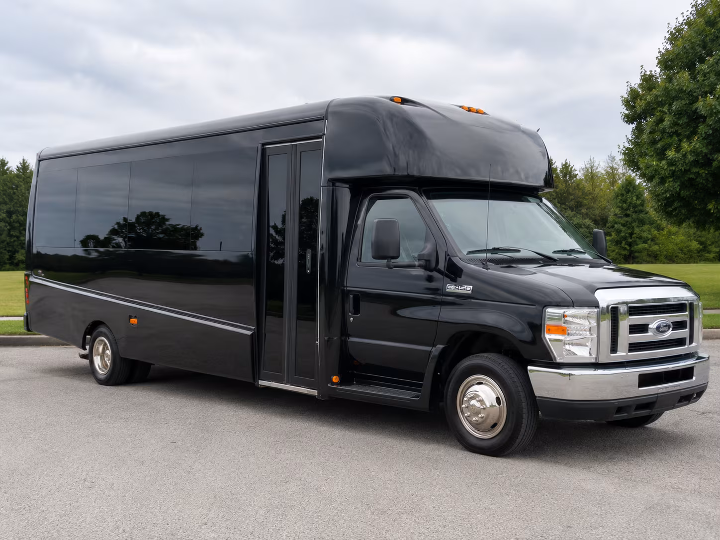 wine tour minibus rentals for tasting rooms in los olivos and ballard canyon